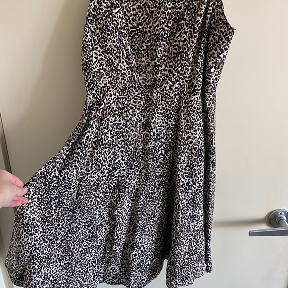 Old Navy Cami leopard print dress - Picture 2 of 3